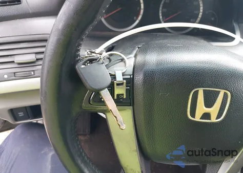 2008 Honda Accord 2.4 Ex-L from USA, damaged, VIN JHMCP26818C020297